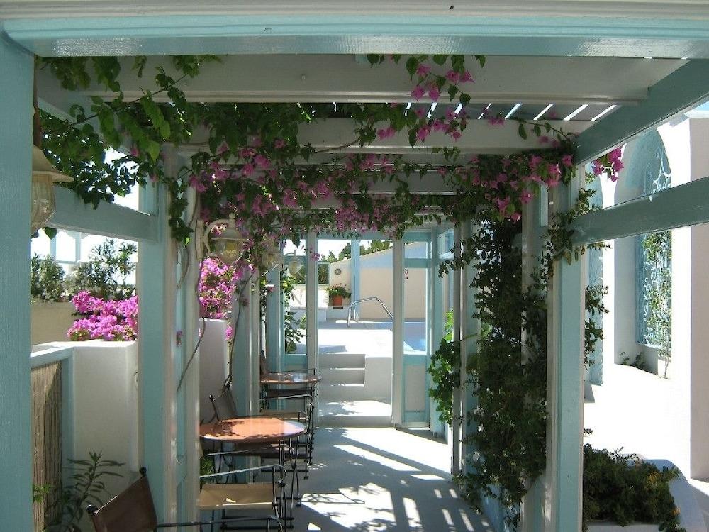 Appart hôtel Anneta 2*